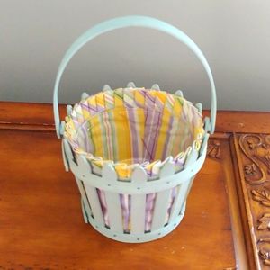 Longaberger Easter basket with liner